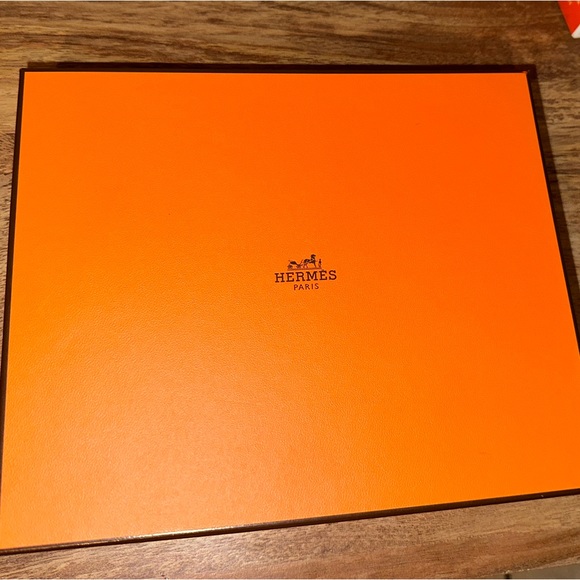 Brand New Terracota Hermes Ash Tray - Picture 3 of 5